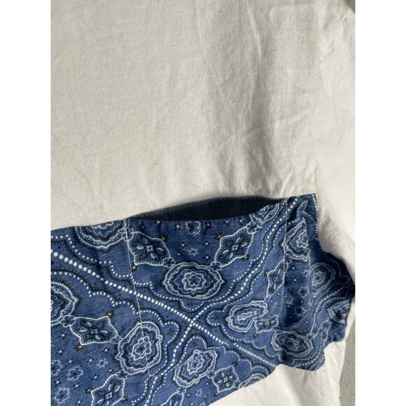 Reyn Spooner Women's Bandana Print‎ Panel T-Shirt White Blue Cotton Size Large - Picture 8 of 9